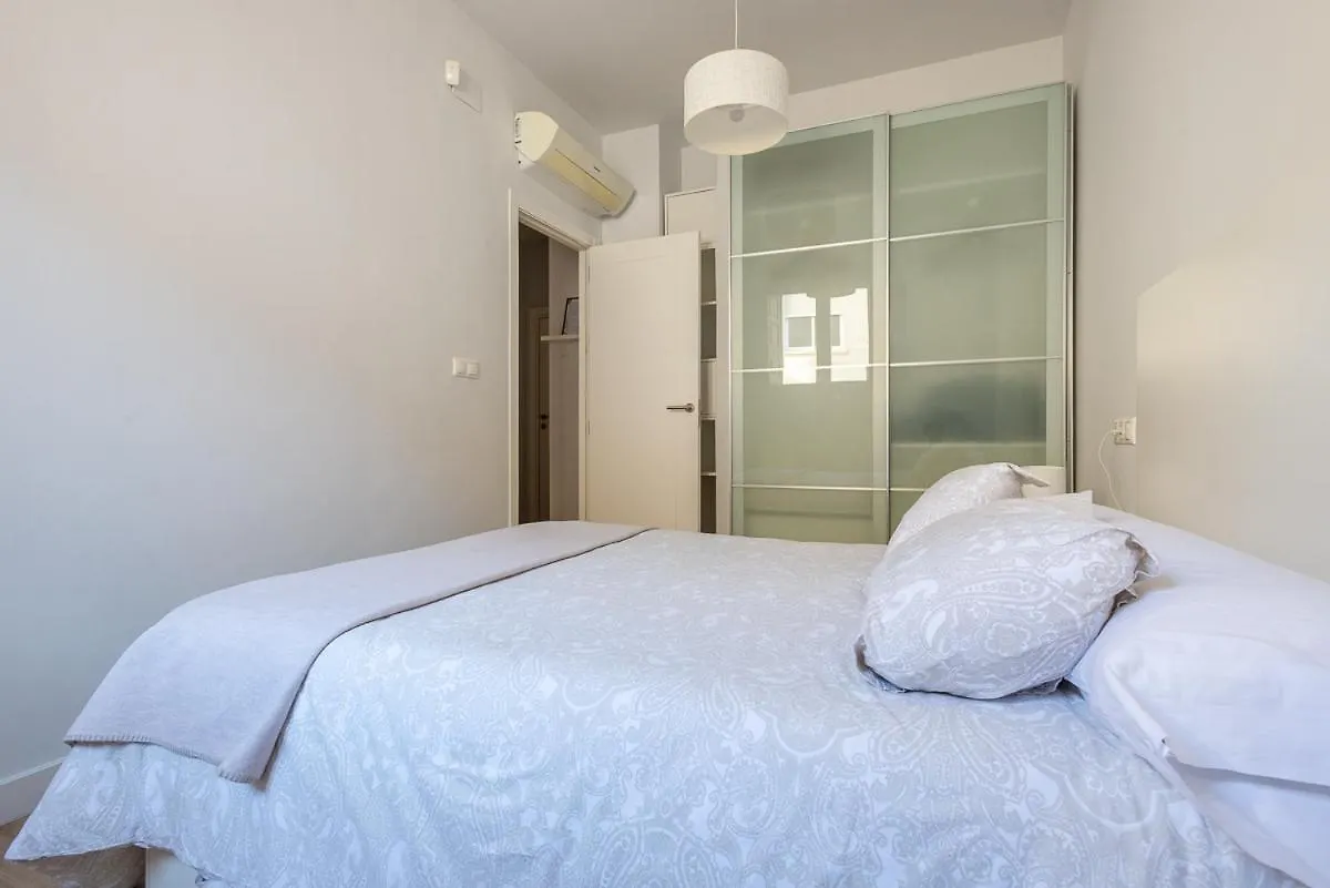 Puerta Real Centro Apartment Granada